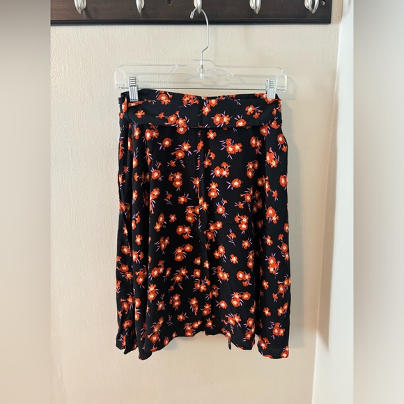 Ann Taylor Fall Skirt - Picture 7 of 7